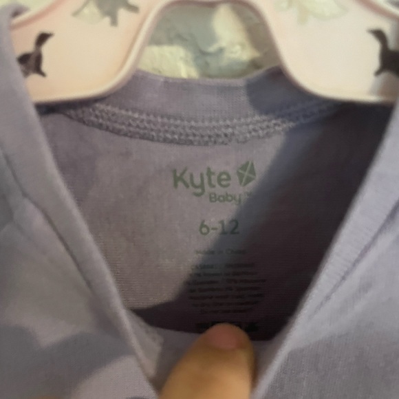 Kyte Baby Bamboo Jersey Jogger Set (6-12 Months) - Picture 3 of 10